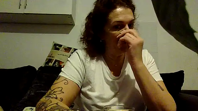 RubyyRosee online show from February 17, 6:21 am