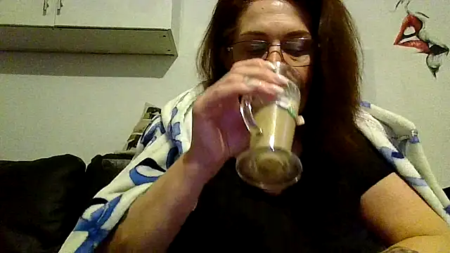 RubyyRosee online show from March 23, 6:28 am