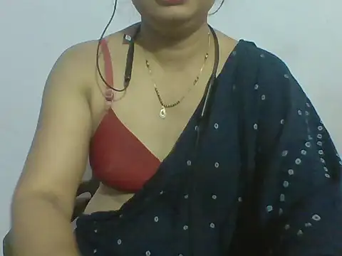 Snapshot of Marathi_q4een01 chatting on June 13, 3:59 am Marathi q4een01 online show from June 13, 3:59 am
