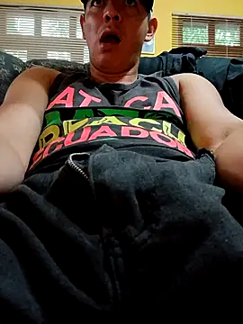 Snapshot of cristian07_ chatting on February 21, 2:07 pm cristian07 online show from February 21, 2:07 pm