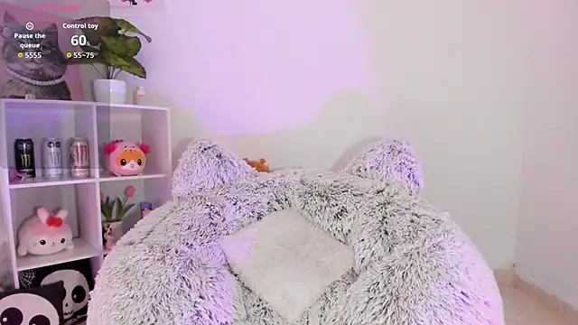 akame meow online show from October 25, 3:40 pm