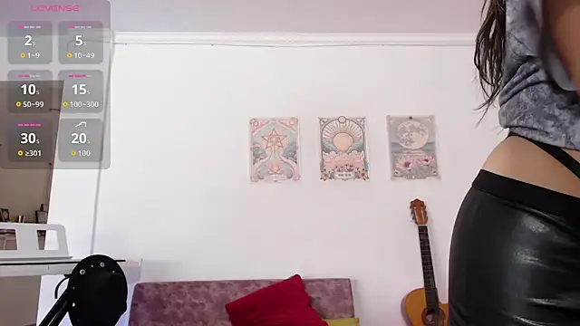 Susanahendrix online show from September 21, 6:20 pm