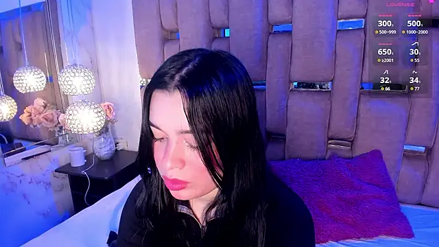 Snapshot of KateLee chatting on March 26, 5:24 am KateLee online show from March 26, 5:24 am