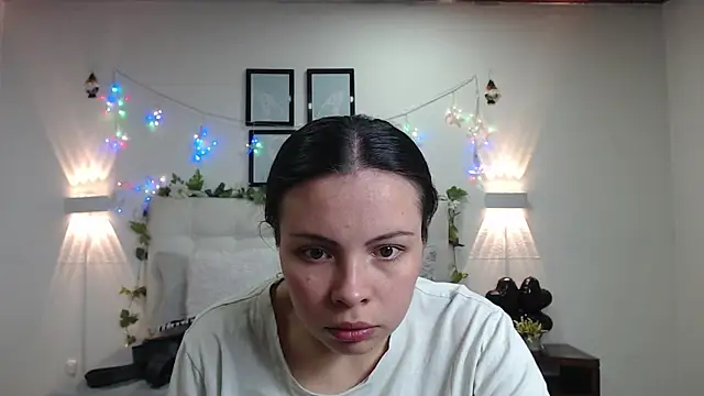 Megan 05  online show from May 20, 7:20 pm