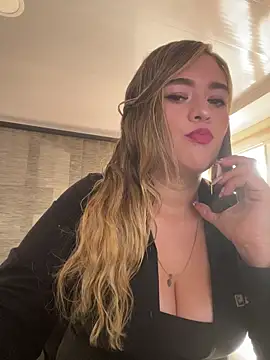 miss berlyn online show from May 14, 1:29 pm