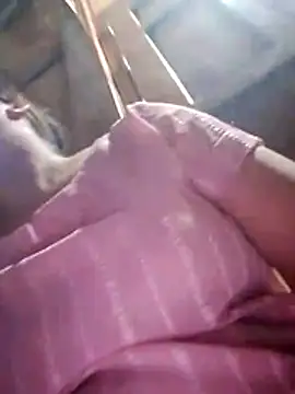 Snapshot of sasu62 chatting on March 25, 1:50 pm sasu62 online show from March 25, 1:50 pm