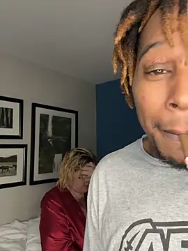 BigMfLuther online show from December 21, 3:57 am