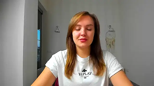 EmmaNorman online show from September 16, 4:08 pm