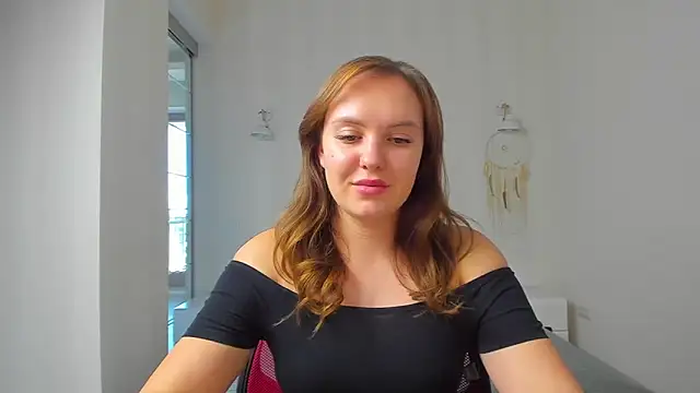 EmmaNorman online show from September 26, 1:59 pm