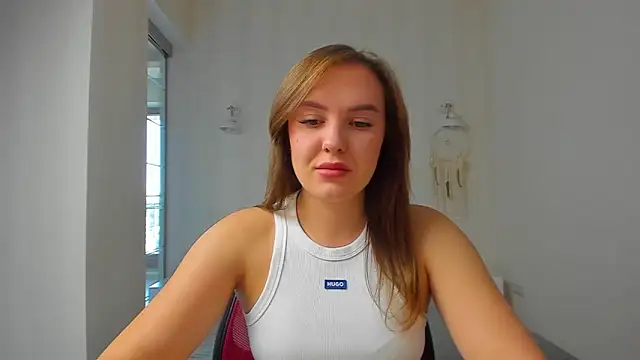 EmmaNorman online show from September 27, 1:05 pm