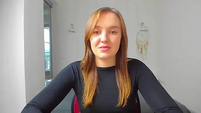 EmmaNorman online show from October 6, 2:03 pm