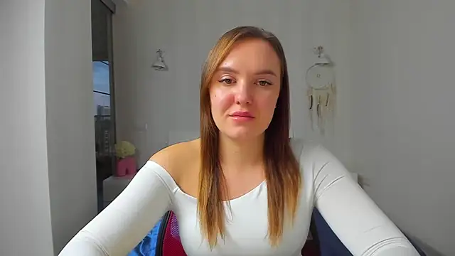 EmmaNorman online show from October 20, 3:12 pm