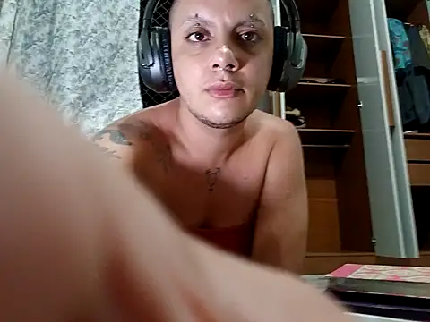 ttransviado online show from November 12, 5:08 am