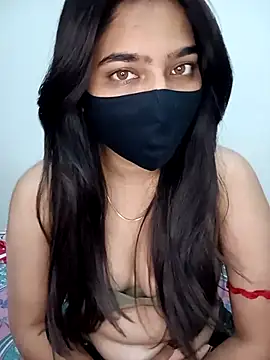 Snapshot of Snehabeauti chatting on February 8, 9:13 am Snehabeauti online show from February 8, 9:13 am