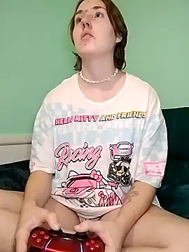 Snapshot of angelbliss10100 chatting on October 5, 6:06 pm angelbliss10100 online show from October 5, 6:06 pm