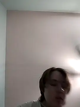 Snapshot of angelbliss10100 chatting on October 9, 7:34 pm angelbliss10100 online show from October 9, 7:34 pm