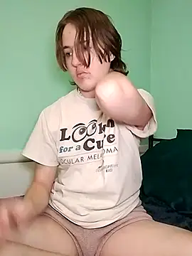 Snapshot of angelbliss10100 chatting on October 17, 4:53 pm angelbliss10100 online show from October 17, 4:53 pm