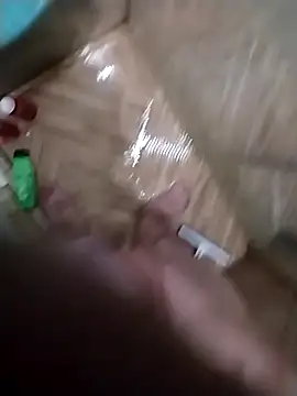 Snapshot of Pio185 chatting on November 4, 9:14 pm Pio185 online show from November 4, 9:14 pm