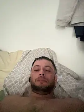 Snapshot of Carlosmauricio123 chatting on March 23, 8:02 pm Carlosmauricio123 online show from March 23, 8:02 pm