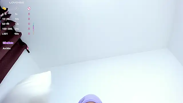 Snapshot of thaira_aly chatting on September 19, 9:37 pm thaira aly online show from September 19, 9:37 pm