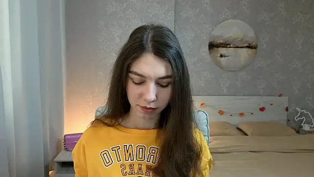 KellyShines online show from December 15, 7:23 am