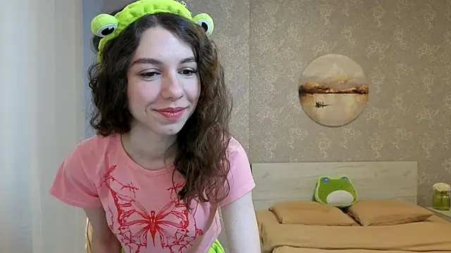 KellyShines online show from April 29, 6:17 am