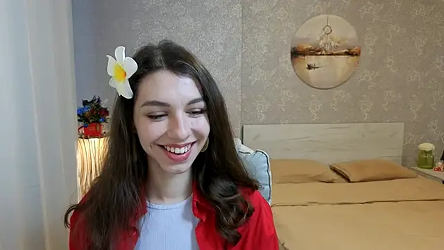 KellyShines online show from May 25, 1:50 pm