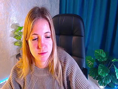 arlana klart online show from September 30, 1:10 am