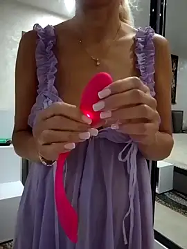 KissMiSveet online show from October 8, 7:06 am