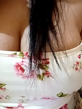 Romayssaa online show from May 10, 11:48 am