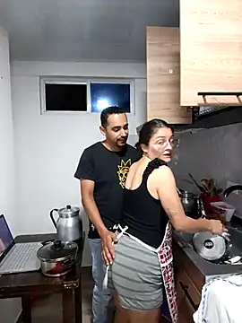 Snapshot of stivenlujan69 chatting on October 2, 1:23 am stivenlujan69 online show from October 2, 1:23 am