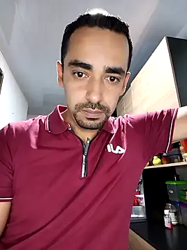 Snapshot of stivenlujan69 chatting on October 5, 1:48 am stivenlujan69 online show from October 5, 1:48 am