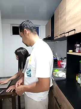 Snapshot of stivenlujan69 chatting on October 7, 12:30 am stivenlujan69 online show from October 7, 12:30 am