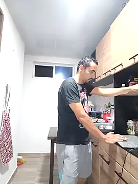 Snapshot of stivenlujan69 chatting on October 28, 1:53 am stivenlujan69 online show from October 28, 1:53 am