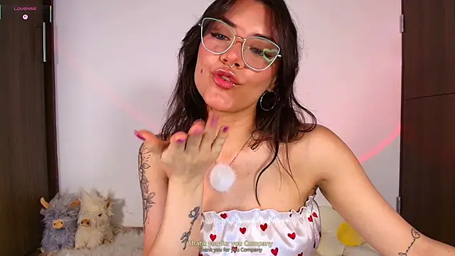 Isa laurentt  online show from May 16, 2:19 am