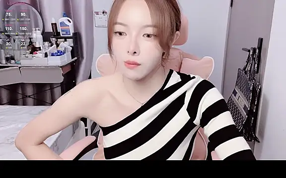 AmyySC online show from October 28, 2:53 pm