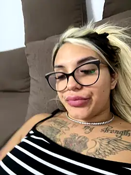 Snapshot of Princess-Jasmine07 chatting on September 9, 2:27 pm Princess-Jasmine07 online show from September 9, 2:27 pm