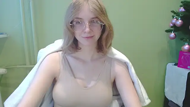 Snapshot of juicyPenny chatting on February 5, 7:35 am juicyPenny online show from February 5, 7:35 am