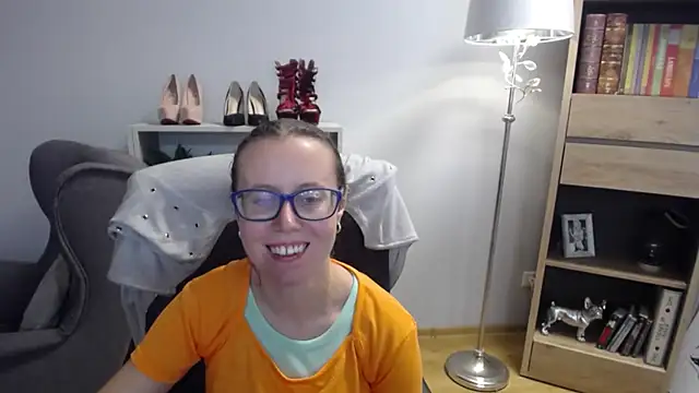 sweetxLizzy online show from September 19, 4:36 am