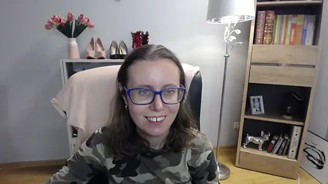 sweetxLizzy online show from November 14, 5:39 am