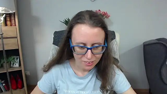 sweetxLizzy online show from May 6, 4:41 am