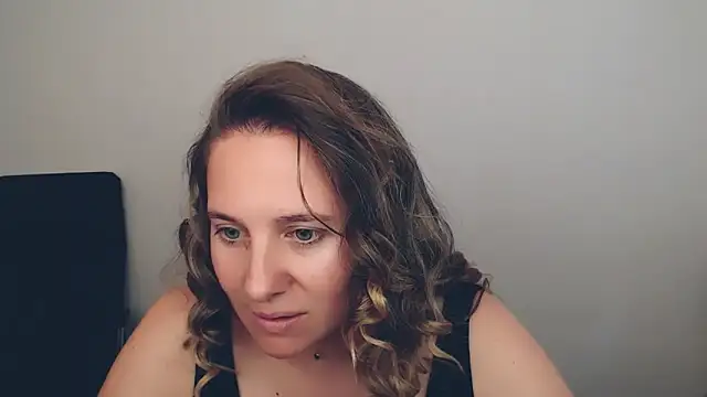 Darklure  online show from September 24, 2:09 pm