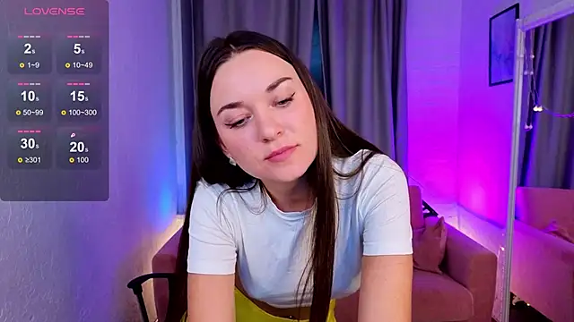 Snapshot of Monica_Golden chatting on September 26, 1:59 pm Monica Golden online show from September 26, 1:59 pm