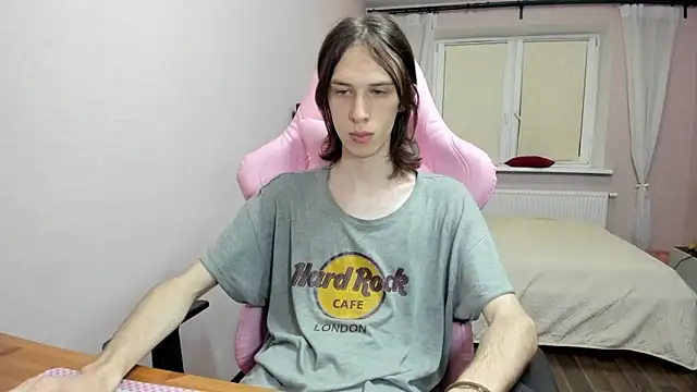 eleganc3 online show from September 19, 8:53 pm