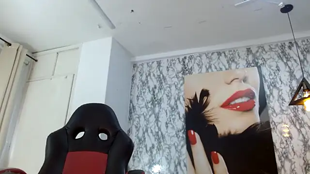 mariani smith online show from October 12, 11:53 am