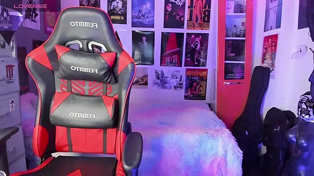 mistresscrowley666 online show from October 26, 11:20 pm