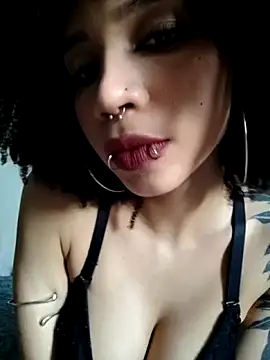 bettyboo2801 online show from May 1, 10:03 pm