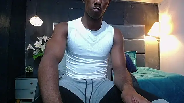blackbignude online show from November 13, 1:48 am