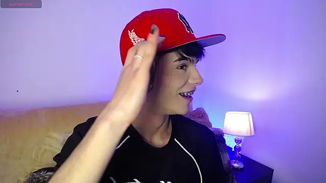 Dulcey  online show from September 24, 4:05 am