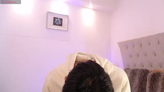 Dulcey  online show from November 10, 4:00 am